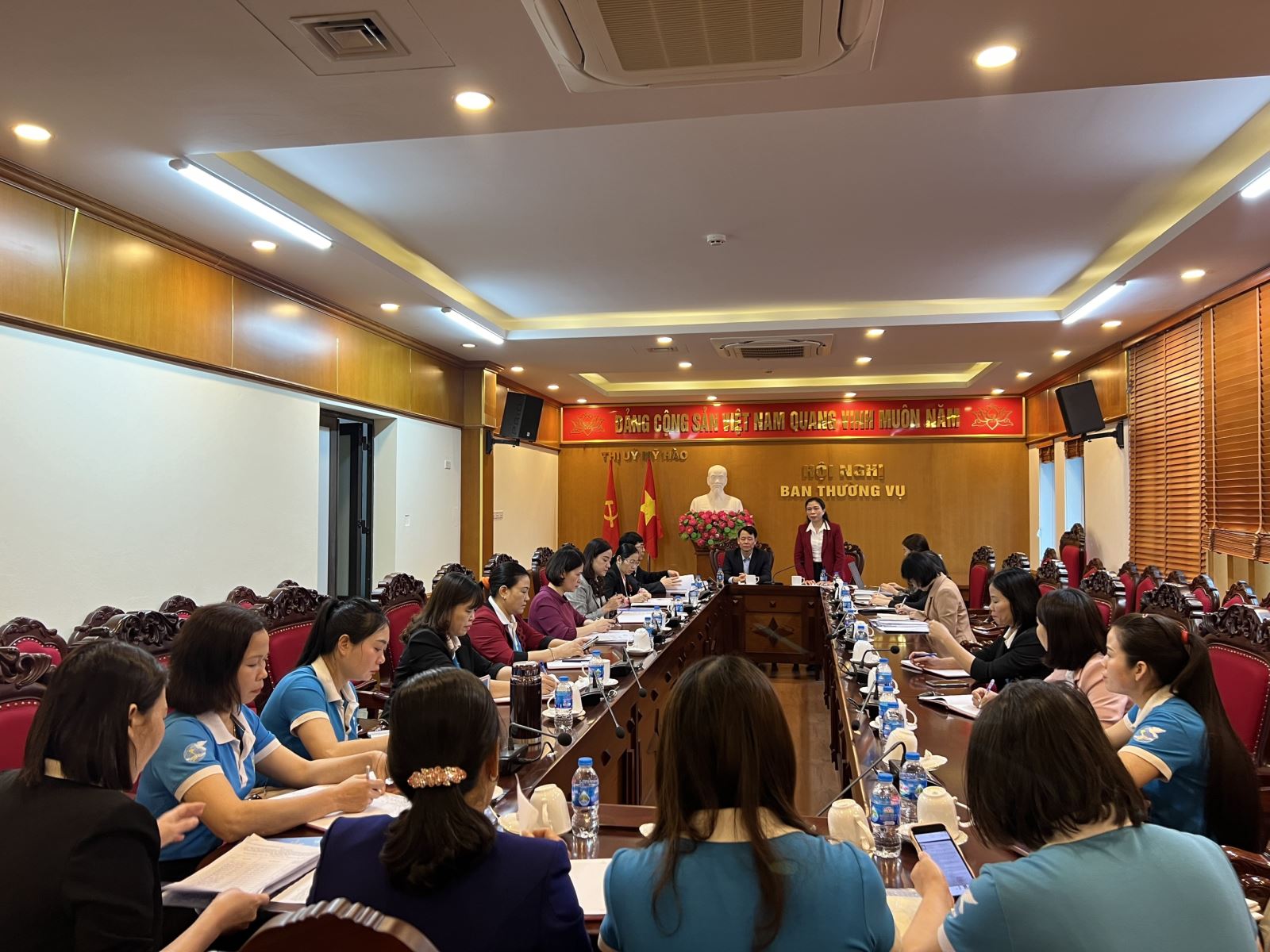 Ban Thường vụ Hội LHPN tỉnh làm việc với Ban chấp hành Hội LHPN Thị xã Mỹ Hào về thực hiện nhiệm vụ công tác Hội và phong trào phụ nữ từ đầu nhiệm kỳ đến nay