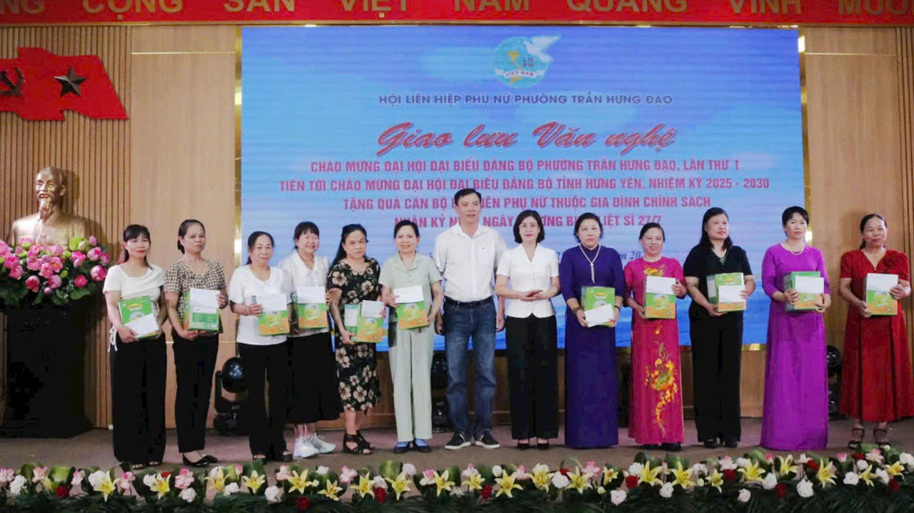 Hội Liên hiệp Phụ nữ tỉnh Hưng Yên tổ chức nhiều hoạt động thiết thựckỷ niệm 78 năm ngày Thương binh - Liệt sĩ