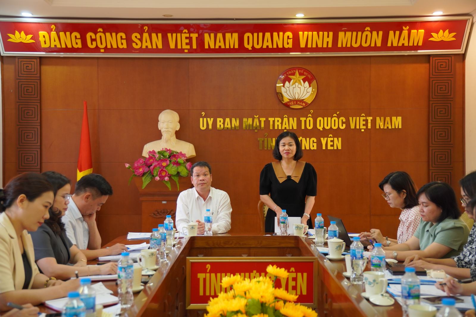 Phó Chủ tịch Ủy ban Trung ương MTTQ Việt Nam, Chủ tịch Hội LHPN Việt Nam làm việc với Ban Thường trực Ủy ban MTTQ Việt Nam tỉnh, Ban Thường vụ Hội LHPN tỉnh Hưng Yên
